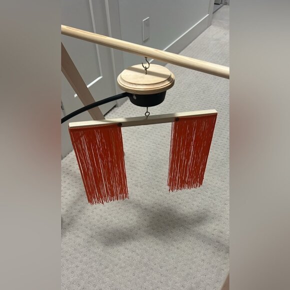 Back tickling device handmade waterfall string spins attach feathers, ect tickle - Picture 2 of 4